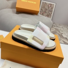 Louis Vuitton Slippers